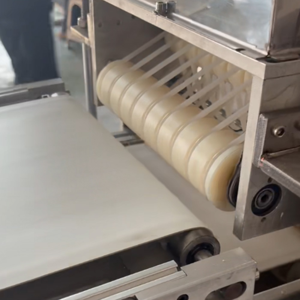 Egg Roll Machine1